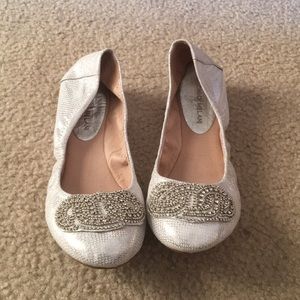 Antonio Melani Formal Flats